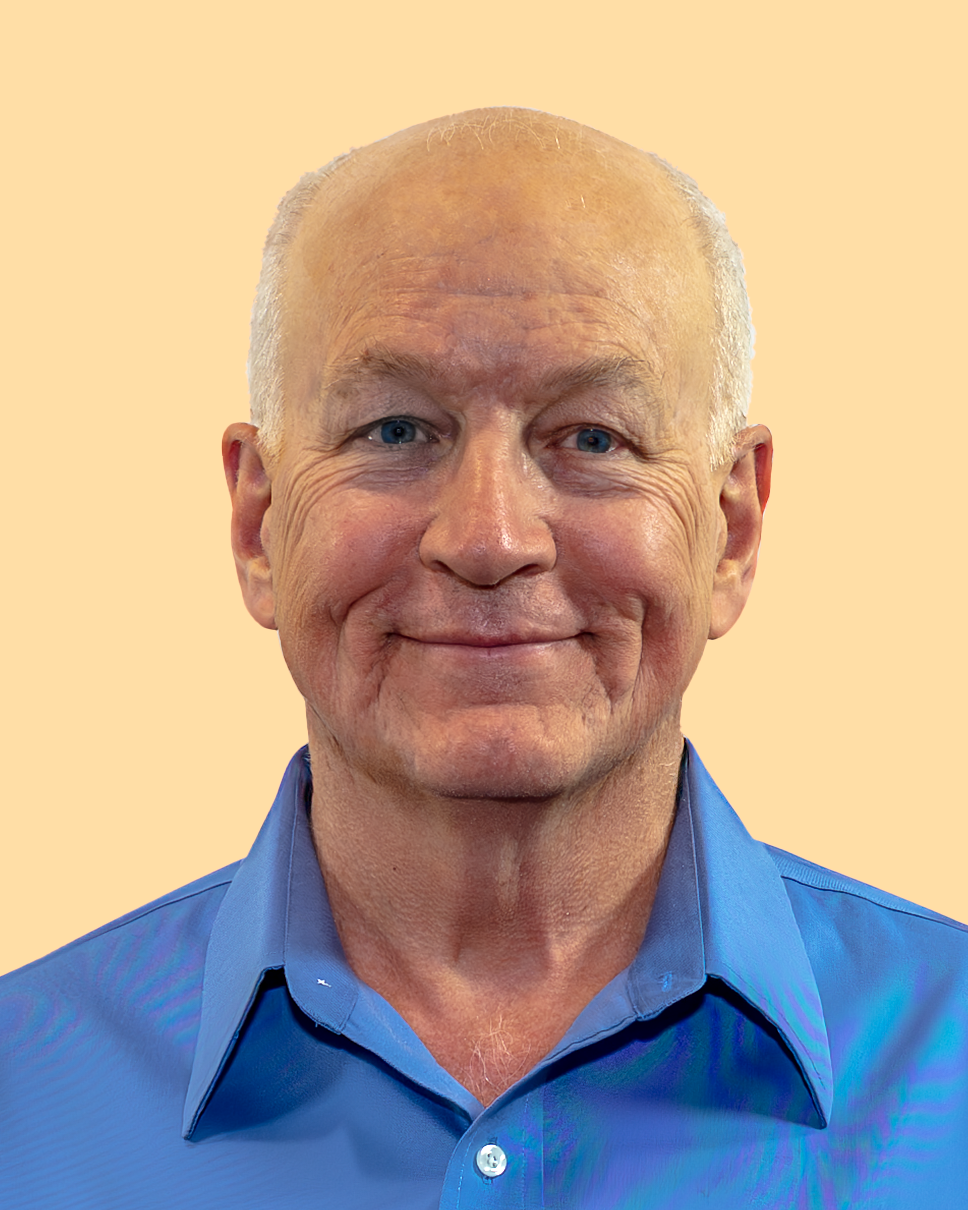 Daniel Lohman headshot